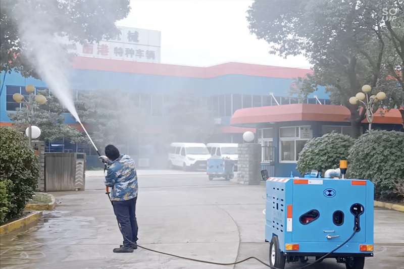 三輪高壓沖洗車